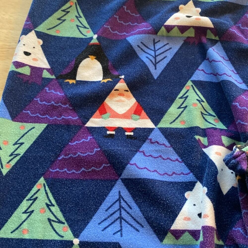LULAROE soft fleece Christmas themed leggings - Picture 2 of 4